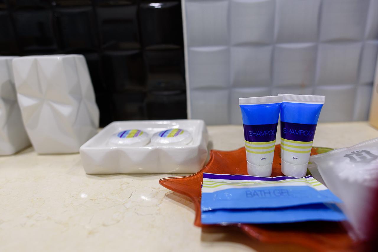 Carla'S Apartment, Airport & Train Station Shuttle Ιάσιο Εξωτερικό φωτογραφία
