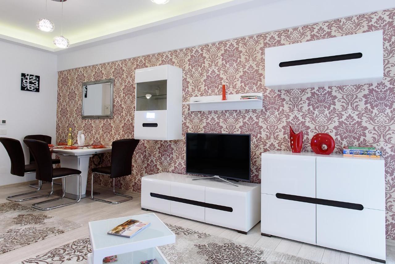 Carla'S Apartment, Airport & Train Station Shuttle Ιάσιο Εξωτερικό φωτογραφία