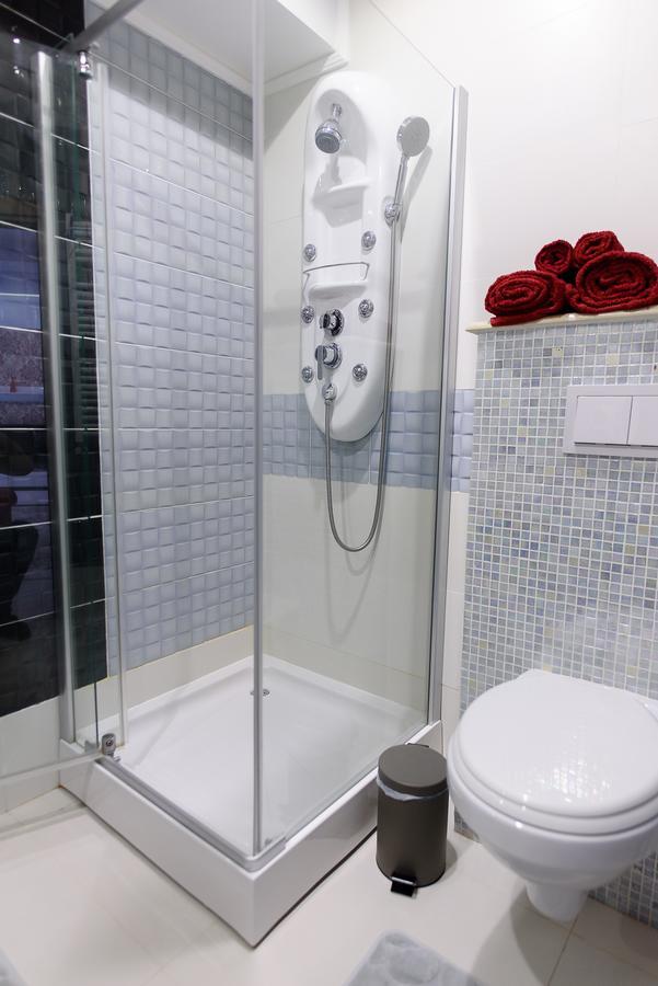 Carla'S Apartment, Airport & Train Station Shuttle Ιάσιο Εξωτερικό φωτογραφία