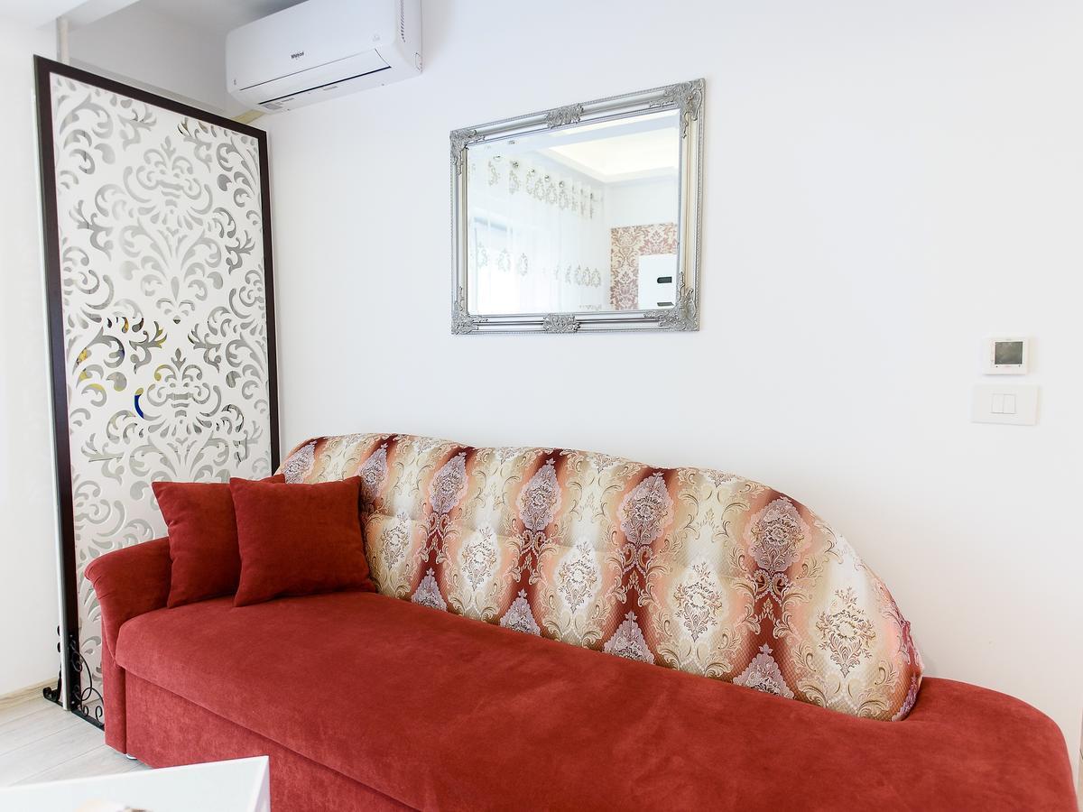 Carla'S Apartment, Airport & Train Station Shuttle Ιάσιο Εξωτερικό φωτογραφία