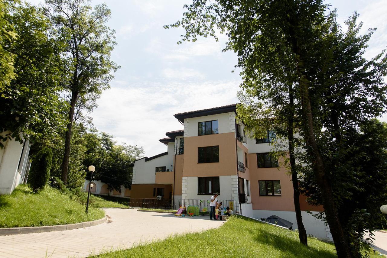 Carla'S Apartment, Airport & Train Station Shuttle Ιάσιο Εξωτερικό φωτογραφία